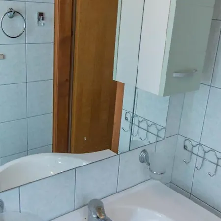 Josip Punta Kriza Guest house Nerezine