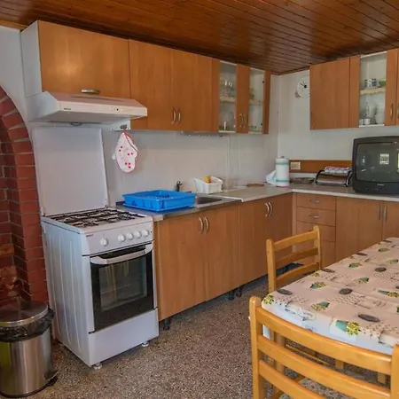 Josip Punta Kriza 3*