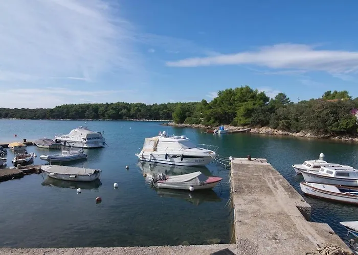 Josip A3 Affittacamere 3*