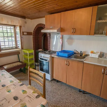 Josip A3 Apartment *
